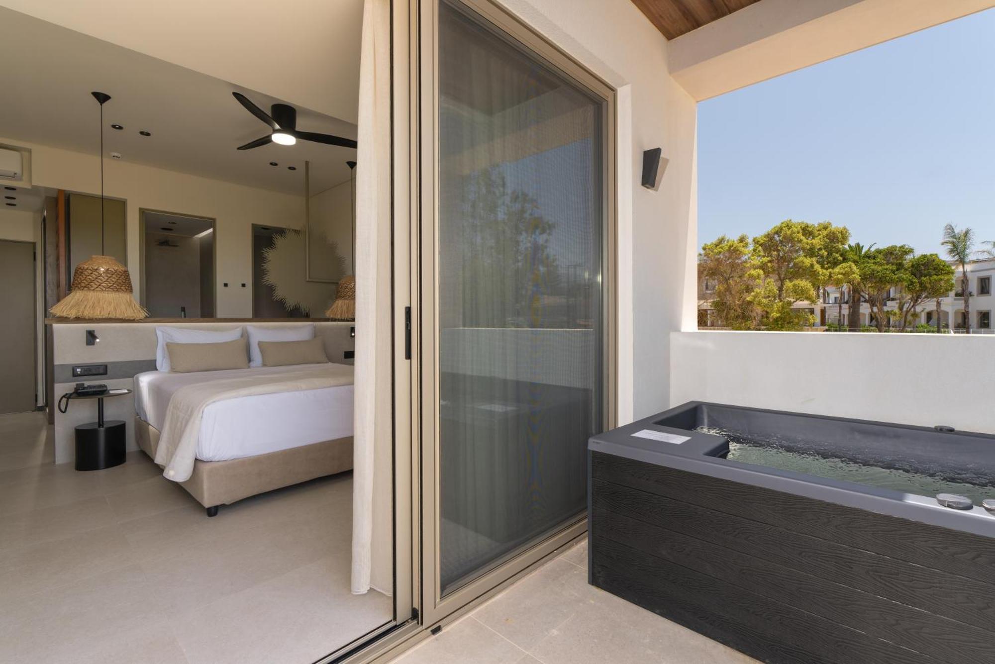 Marinos Beach Hotel Platanes  Exterior photo